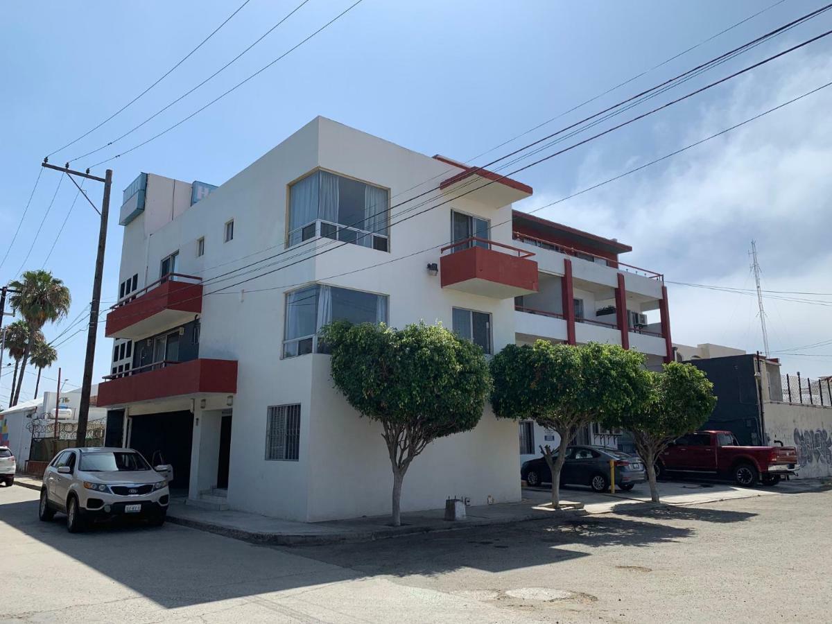 Hotel Posada Don Fernando Ensenada Exterior photo